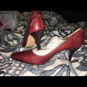 Arturo Chiang cranberry red leather shoes